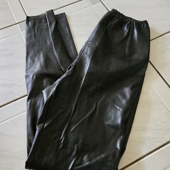 Wilfred Pants - Wilfred Free Daria High Waisted Vegan Leather Leggings Black XS